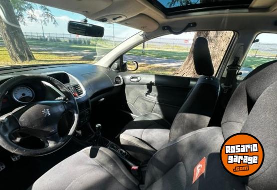 Autos - Peugeot 207 QUICKSILVER 2010 Nafta 142000Km - En Venta