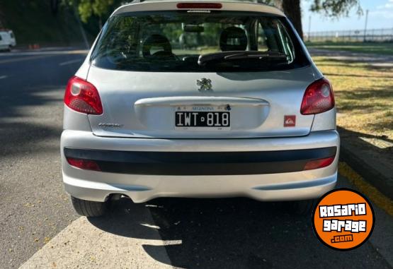 Autos - Peugeot 207 QUICKSILVER 2010 Nafta 142000Km - En Venta