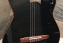Instrumentos Musicales - Guitarra ORELLANO con ecualizador - En Venta