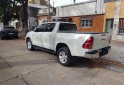 Camionetas - Toyota hilux srv 4x4 2020 Diesel 39000Km - En Venta