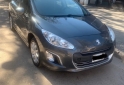 Autos - Peugeot 308 Allure con Navegador 2015 Nafta 135000Km - En Venta