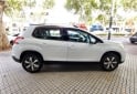 Autos - Peugeot 2008 feline 2016 Nafta 86000Km - En Venta