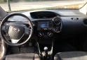 Autos - Toyota Etios sedan 4 puertas 2015 Nafta 110000Km - En Venta