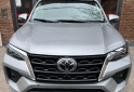 Camionetas - Toyota SW4 SRX 7 asientos. 2023 Diesel 8100Km - En Venta