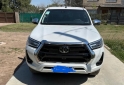 Camionetas - Toyota Hilux SRX 4x4 at 2023 Diesel 1111Km - En Venta