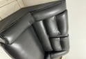 Hogar - Sillón de cuero sintético bicuerpo negro. - En Venta
