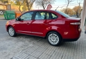 Autos - Fiat Gran Siena Esence 2014 GNC 120000Km - En Venta