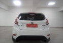 Autos - Ford FIESTA KINETIC 2015 Nafta 97000Km - En Venta