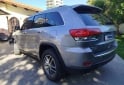 Camionetas - Jeep Grand cherokee límited 2017 Nafta 120000Km - En Venta