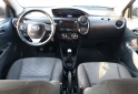 Autos - Toyota ETIOS XLS 2015 Nafta 120000Km - En Venta