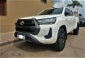 Camionetas - Toyota Hilux SR: 4x4. 2022 Diesel 13000Km - En Venta