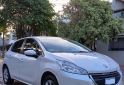 Autos - Peugeot 208 2014 Nafta 150000Km - En Venta