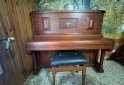 Instrumentos Musicales - VENDO PIANO VERTICAL KRIEBEL (ALEMAN) - En Venta