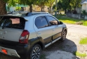 Autos - Toyota Etios cross 2014 Nafta 148000Km - En Venta