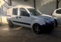 Utilitarios - Renault Kangoo 5 asientos 1.6 2015 Nafta 130000Km - En Venta