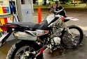 Motos - Motomel Skua Silver edicin 2023 Nafta 5300Km - En Venta
