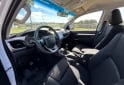 Camionetas - Toyota HILUX 2.8 SR MT- AT 2025 Diesel 0Km - En Venta