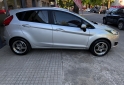 Autos - Ford Fiesta Kinectic S plus 2017 Nafta 80000Km - En Venta