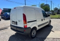Utilitarios - Renault KANGOO 1.6 CONFORT FURGON 2017 Nafta  - En Venta