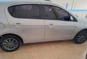 Autos - Fiat Palio atractive 2014 GNC 82000Km - En Venta