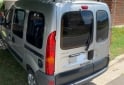 Utilitarios - Renault Kangoo 2015 GNC 284000Km - En Venta
