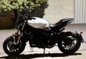 Motos - Benelli 752S 2022 Nafta 9000Km - En Venta
