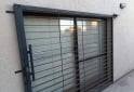Hogar - Reja / Porton reja para puerta balcón - En Venta