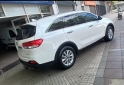 Camionetas - Kia Sorento 7 asientos 2017 Diesel 209000Km - En Venta