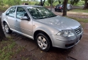 Autos - Volkswagen Bora 2010 GNC 122000Km - En Venta