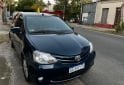Autos - Toyota Etios 2016 Nafta 140000Km - En Venta