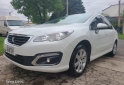 Autos - Peugeot 408 2015 Diesel 173000Km - En Venta