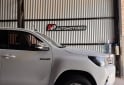 Camionetas - Toyota Hilux srv 2017 Nafta 192000Km - En Venta