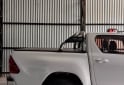 Camionetas - Toyota Hilux srv 2017 Nafta 192000Km - En Venta