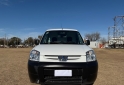 Utilitarios - Peugeot Partner Furgón Confort 2014 Diesel 107000Km - En Venta