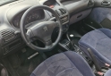 Autos - Peugeot 206 2005 Diesel 240000Km - En Venta