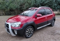 Autos - Toyota Etios cross 2016 Nafta 110000Km - En Venta