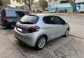 Autos - Peugeot 208 2018 Nafta 62000Km - En Venta