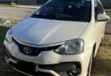 Autos - Toyota Etios XLS 2018 Nafta 102000Km - En Venta