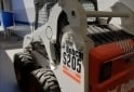 Camiones y Grúas - Mini cargadora BOBCAT S205 - En Venta