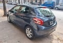 Autos - Peugeot 208 allure touchscreem 2014 Nafta 123800Km - En Venta