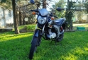 Motos - Suzuki Gsx 125 2023 Nafta 25000Km - En Venta