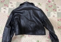 Indumentaria - LÍQUIDO CAMPERA DE CUERO EN EXCELENTE ESTADO - En Venta