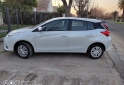 Autos - Toyota Yaris Xs 2023 Nafta 16000Km - En Venta
