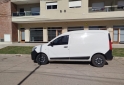 Utilitarios - Renault Kangoo 2018 Diesel 101000Km - En Venta