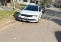 Autos - Volkswagen Vento luxury 2015 Nafta 130000Km - En Venta