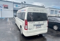 Utilitarios - Toyota Hiace conmuter 2021 Diesel 130000Km - En Venta