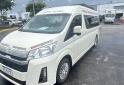 Utilitarios - Toyota Hiace conmuter 2021 Diesel 130000Km - En Venta