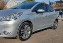 Autos - Peugeot 208 FELINE 2014 Nafta 114000Km - En Venta