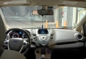 Autos - Ford Fiesta kinetic 2014 Nafta 210000Km - En Venta