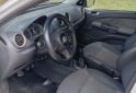 Autos - Volkswagen Voyage 2012 GNC 148000Km - En Venta